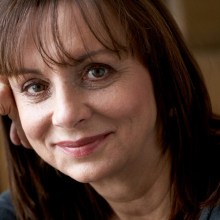 Elizabeth Buchan author pic