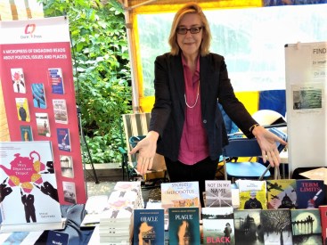 JerichoBookFairMeCropped